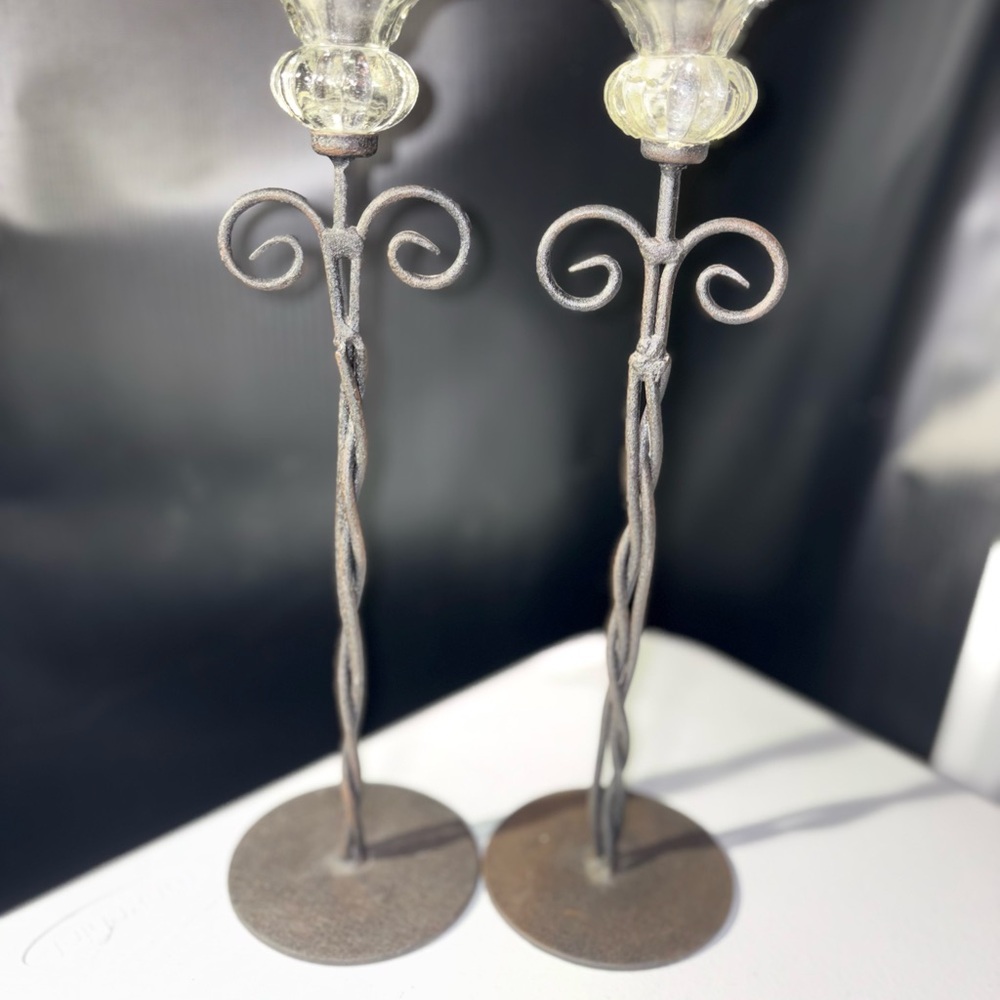 Vintage-Style Rustic Iron Candle Holders in Bronze